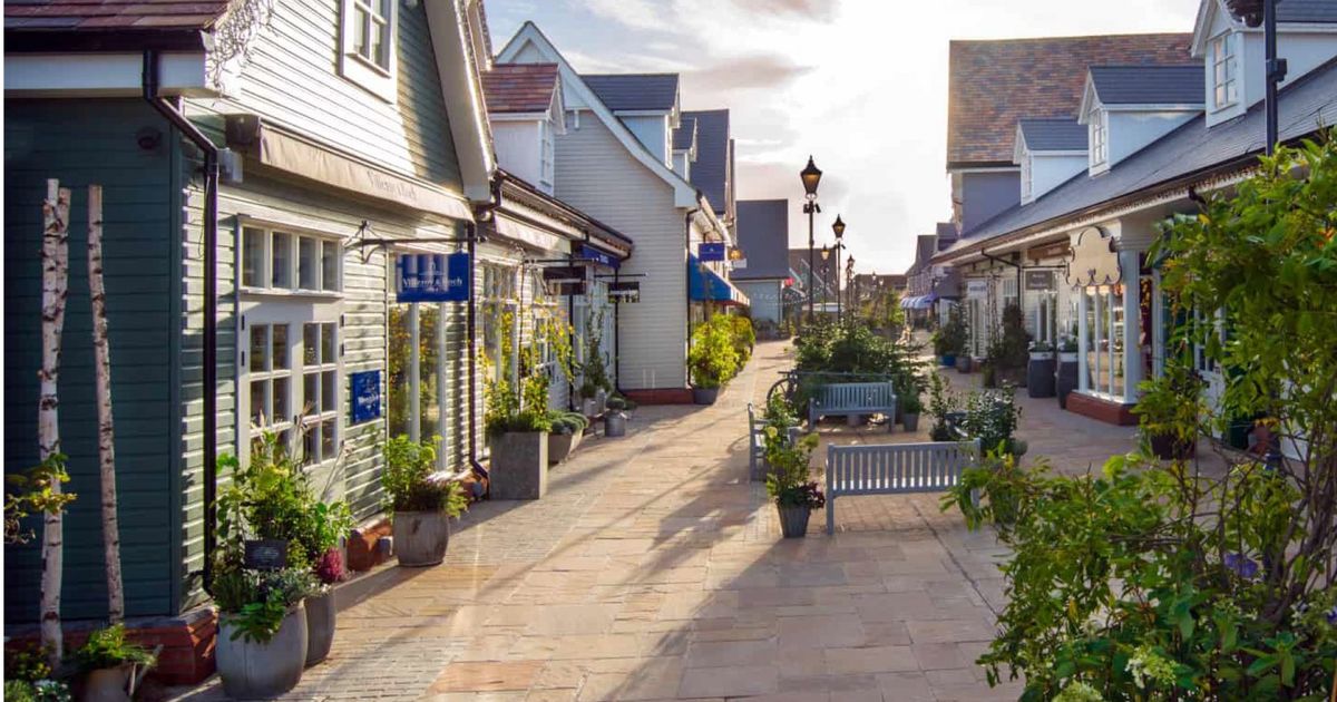 Bicester Village Shopping By Rail VisitBritain